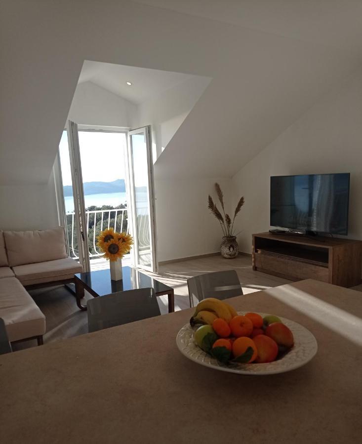 Apartment Lucija With Sea View Dubrovnik Exteriör bild